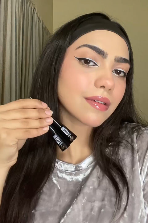 Perfect for every one long-lasting, waterproof & smudge-Proof.